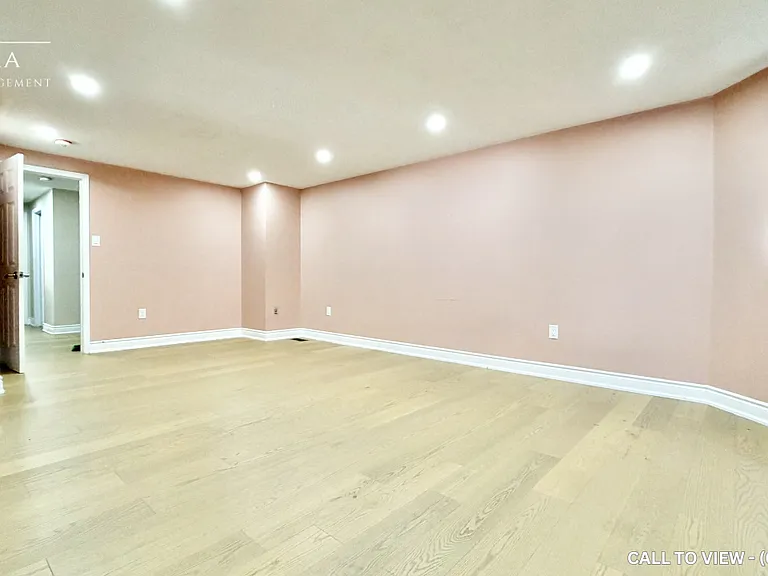 190 Moffatt Ave — Photo 8