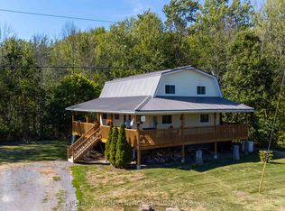 525 Fry Rd, Prince Edward County, ON K0K 2T0