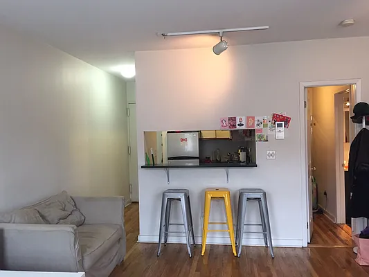 Rented by Vespa Properties Group | media 15