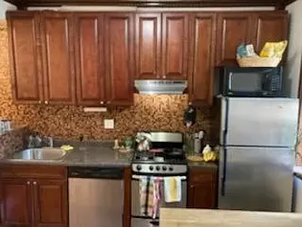 Rented by Apple Exclusive Realty Inc