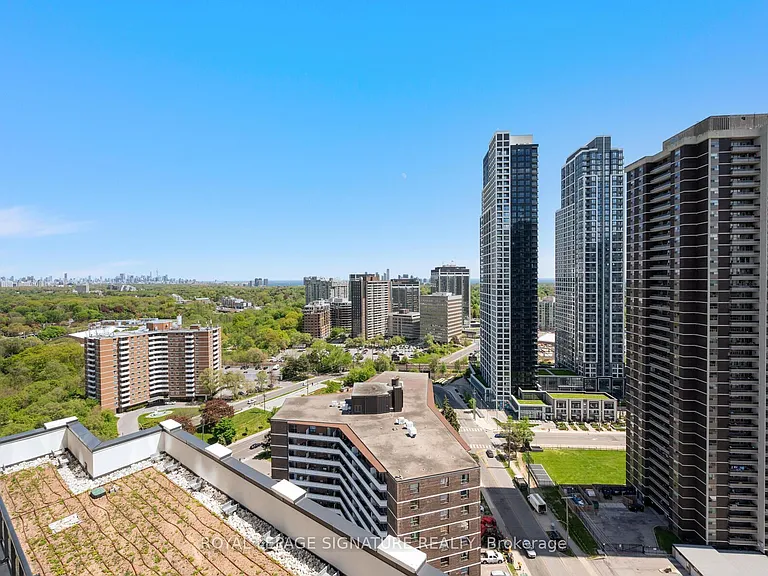 60 Central Park Dr #2306 — Photo 32