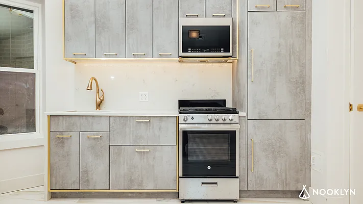 Rented by Nooklyn NYC LLC | media 1