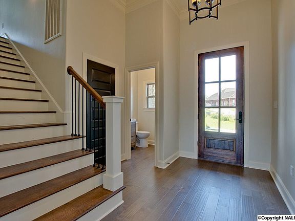 3rd image of 10202 Blair Day Ln