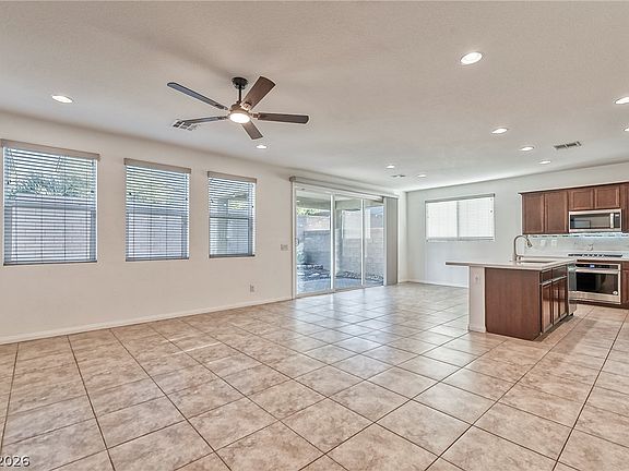 4th image of 9851 Poplar Point Ave