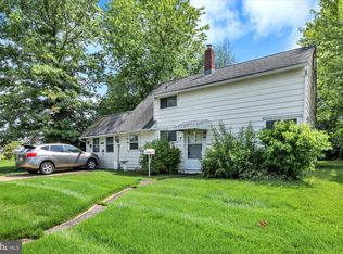 3 Indian Creek Way, Levittown, PA 19057