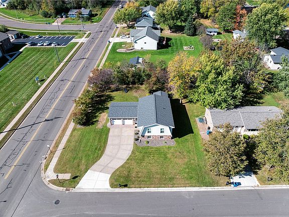 4th image of 430 Badger Road