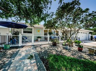 154 Sunshine Dr, Palm Harbor, FL 34684