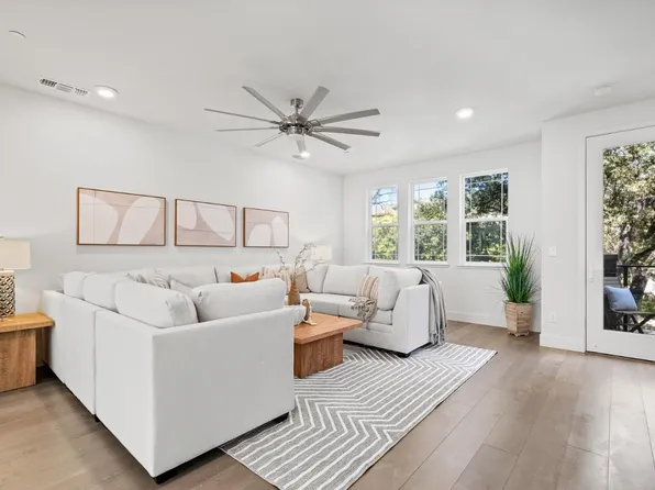 929 Delano Ter #5, Sunnyvale, CA 94085