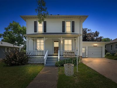 313 3rd Ave, Clarence, IA, 52216