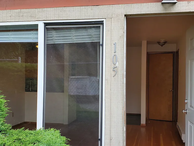 1810 Boylston Ave #105 — Photo 2