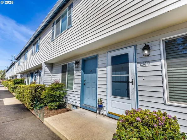 4792 Lancaster Dr NE APT 150, Salem, OR 97305