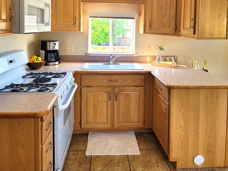1330 W Edmundson Ave #B — Photo 8