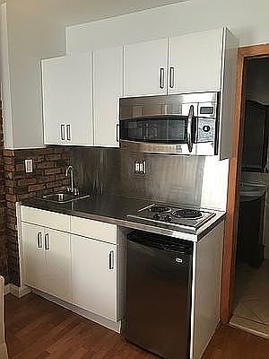 5th image of 143 E 30th St #510