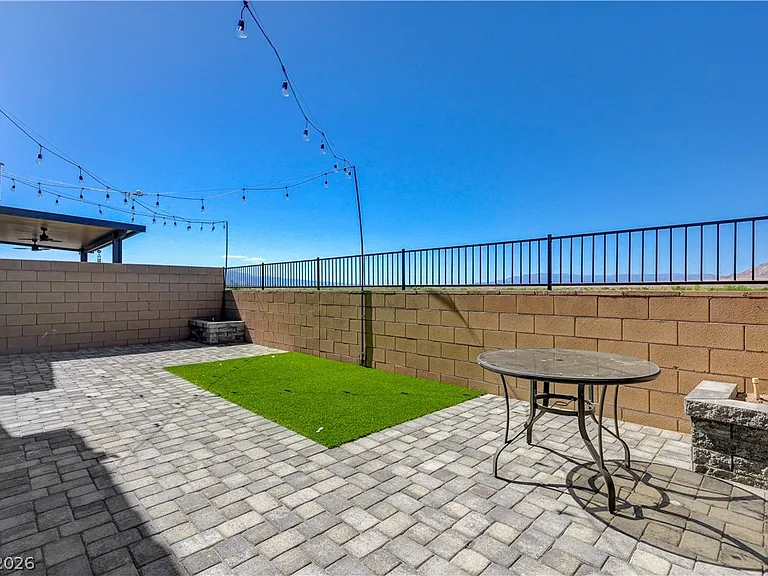 386 Larksong Ave — Photo 27