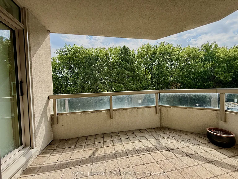 1480 Riverside Dr #205 — Photo 22