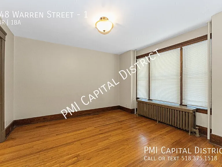 548 Warren St #1 — Photo 6
