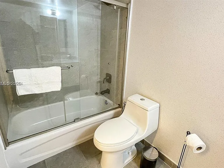 1200 Brickell Bay Dr #1702 — Photo 3