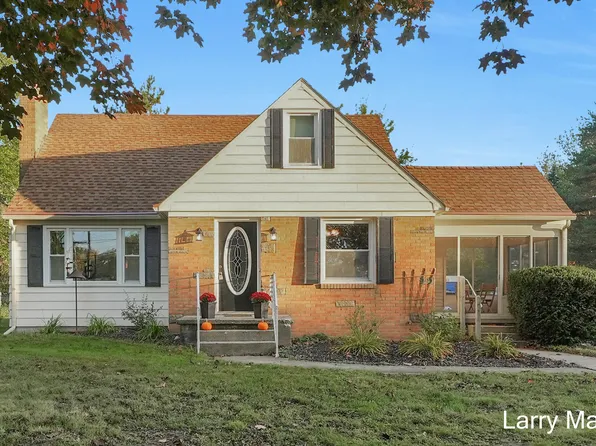 2637 68th St SE, Caledonia, MI 49316