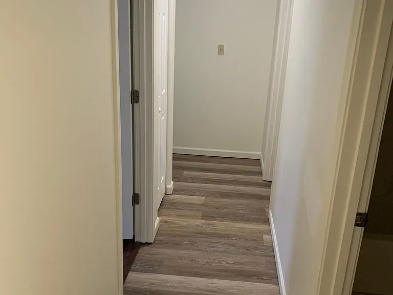 137 Mountain Dr — Photo 16