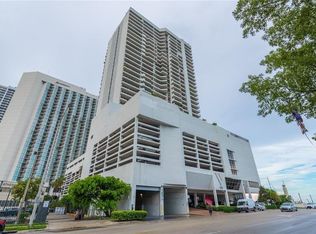 555 NE 15th St APT 28F, Miami, FL 33132