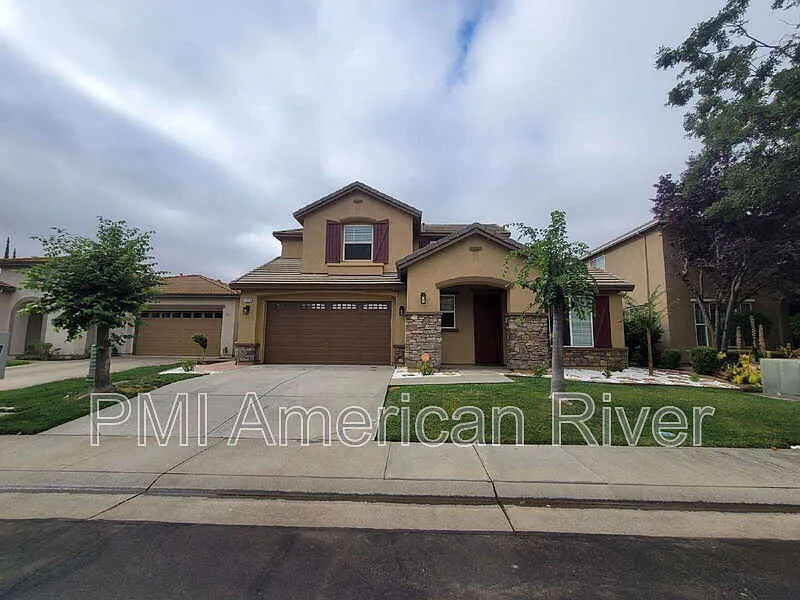 4265 Thalia Way
