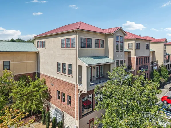 475 S Church St APT A, Hendersonville, NC 28792