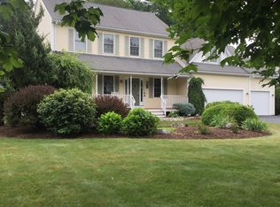 45 Misty Meadow Ln, North Kingstown, RI 02852