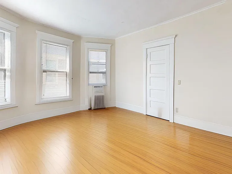 310 Willow St. — Photo 4