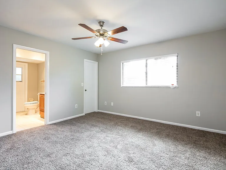 3607 SE 8th Ave — Photo 6