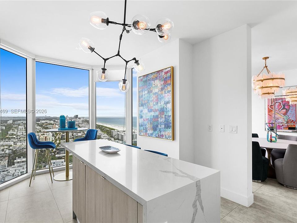 1st image of 300 S Pointe Dr APT 3604