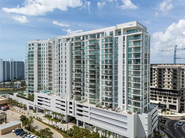 301 Quay Cmn #1211, Sarasota, FL 34236