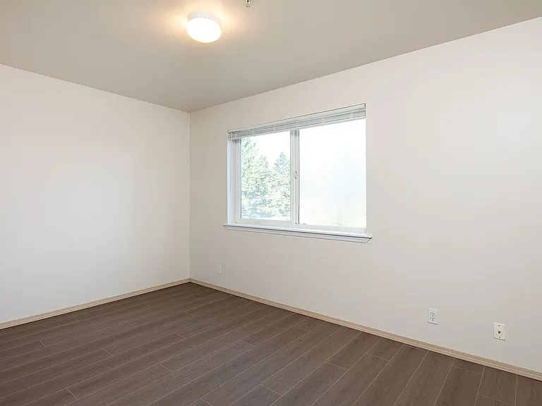 928 N 97th St Apartments — Photo 35