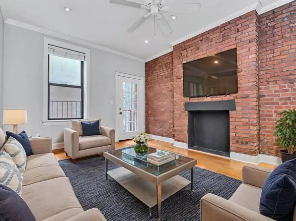 564 Hudson St, New York, NY