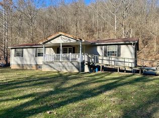 2748 Woodruff Rd, Cameron, WV 26033