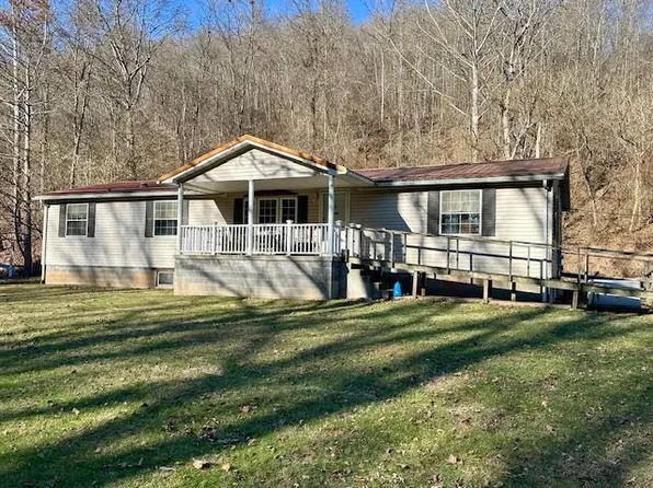2748 Woodruff Road, Cameron, WV 26033