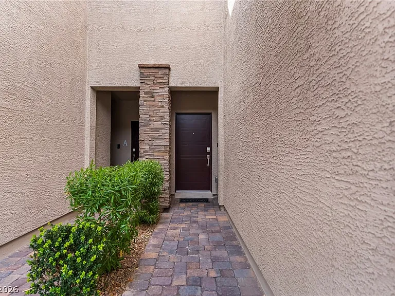 3300 Viola Hills Ave — Photo 4