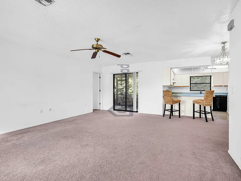 503 Bradenton Rd — Photo 3