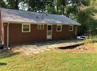 116 Bus Garage Rd, Greensburg, PA 15601