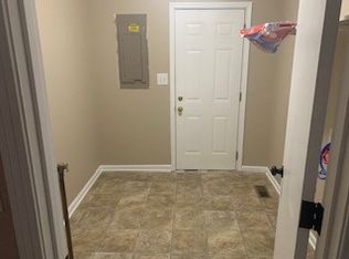 1484 Nichols Dr, Clarksville, TN