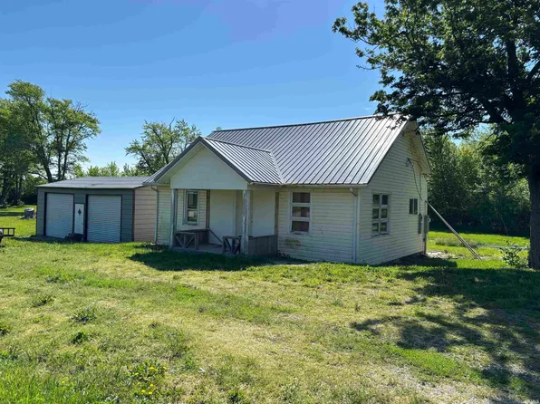 9701 E State St #28/67, Albany, IN 47320