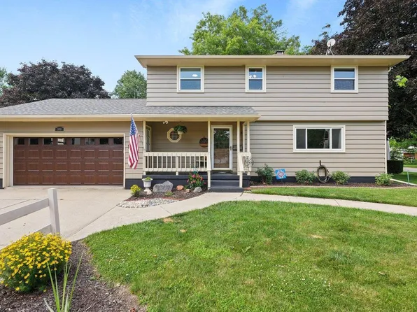 300 West Chicago Street, Stoughton, WI 53589