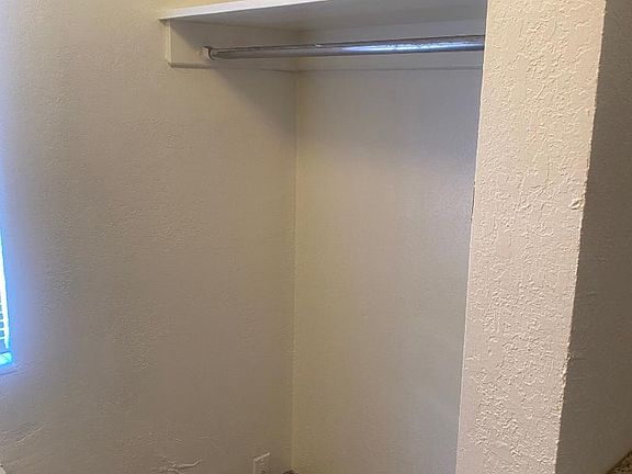 4th image of 3805 Broadway #52