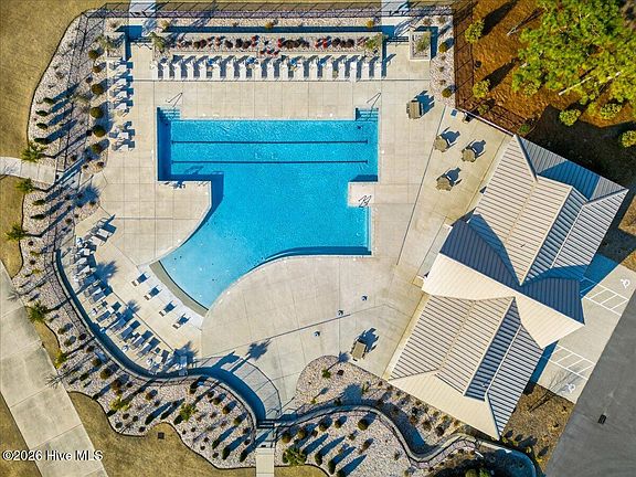 3rd image of 2440 Meridian Road NE