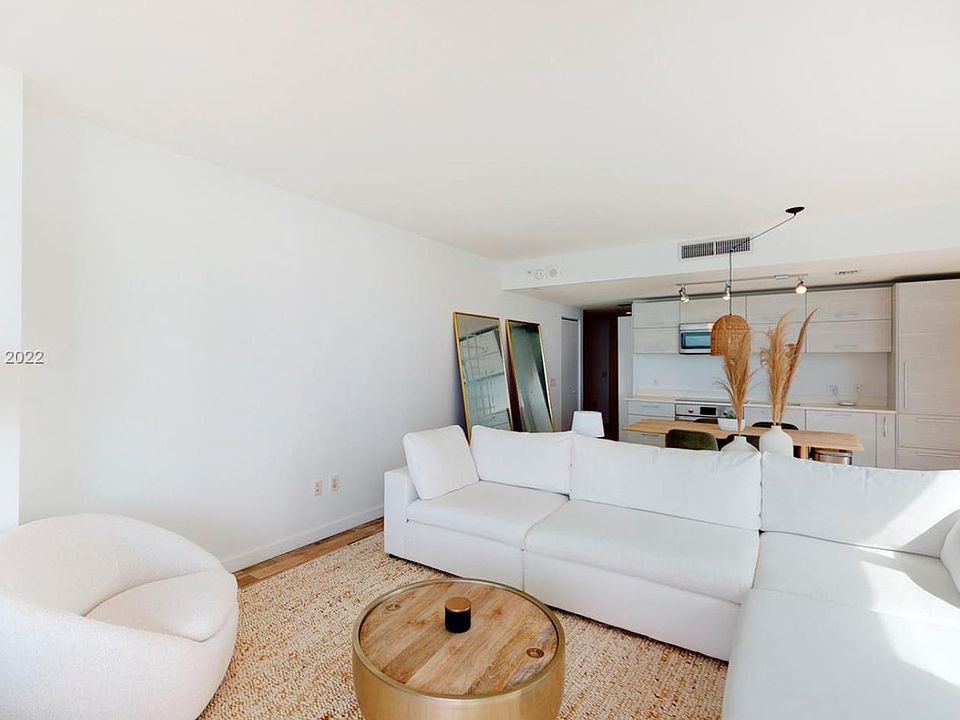 1st image of 650 NE 32nd Ave #4607