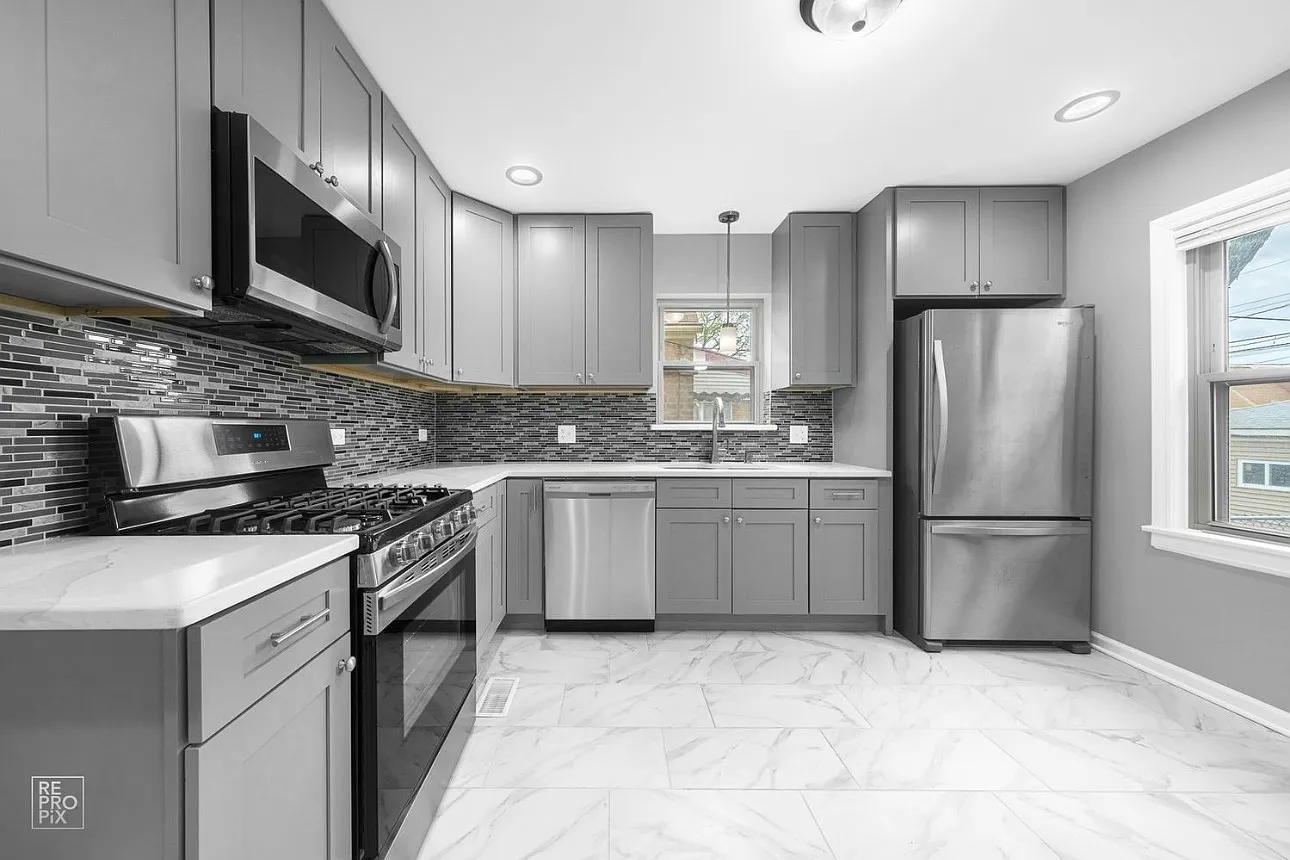 4 bed, 1600 sqft, $3,250 — Photo 3