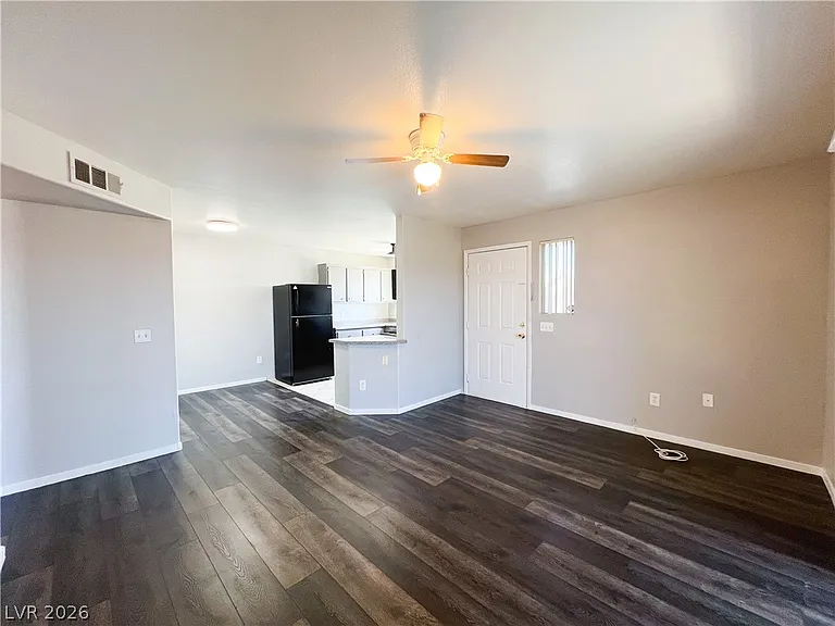 1520 Ben Or St #202 — Photo 16