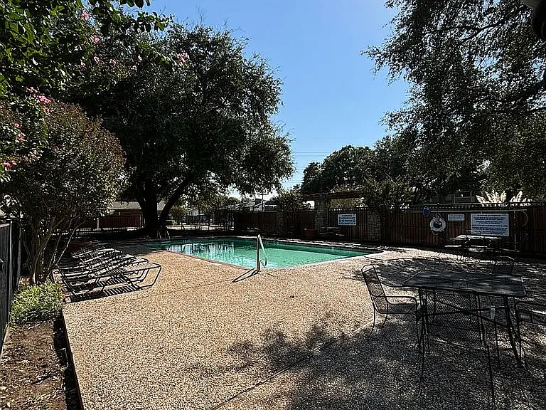 5638 Cedar Creek Dr — Photo 16