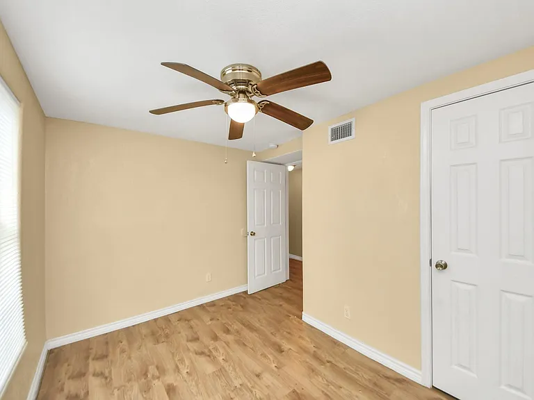 706 Harris Ave #3 — Photo 12
