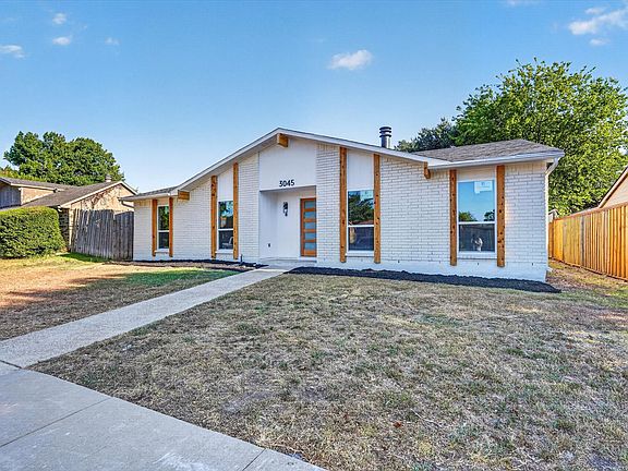 3rd image of 3045 Villa Sur Trl