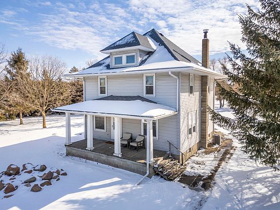 2nd image of 7603 N Raymond Rd